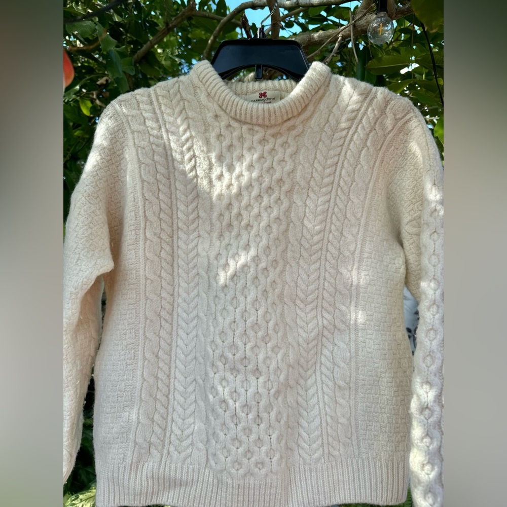Vintage Carraig Donn 100% Wool Sweater